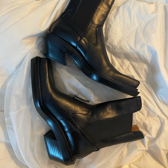 RARE SOLD OUT | Zara Bottega Vaneta boot. - Picture 1 of 6